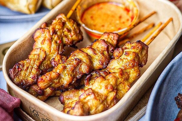 Thaikhun street food chicken satay
