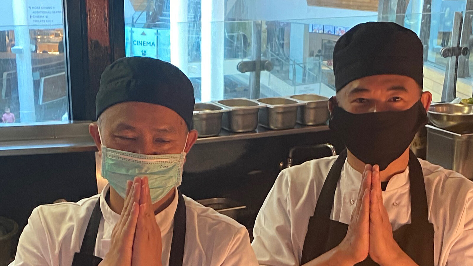 Thaikhun thai street food team members