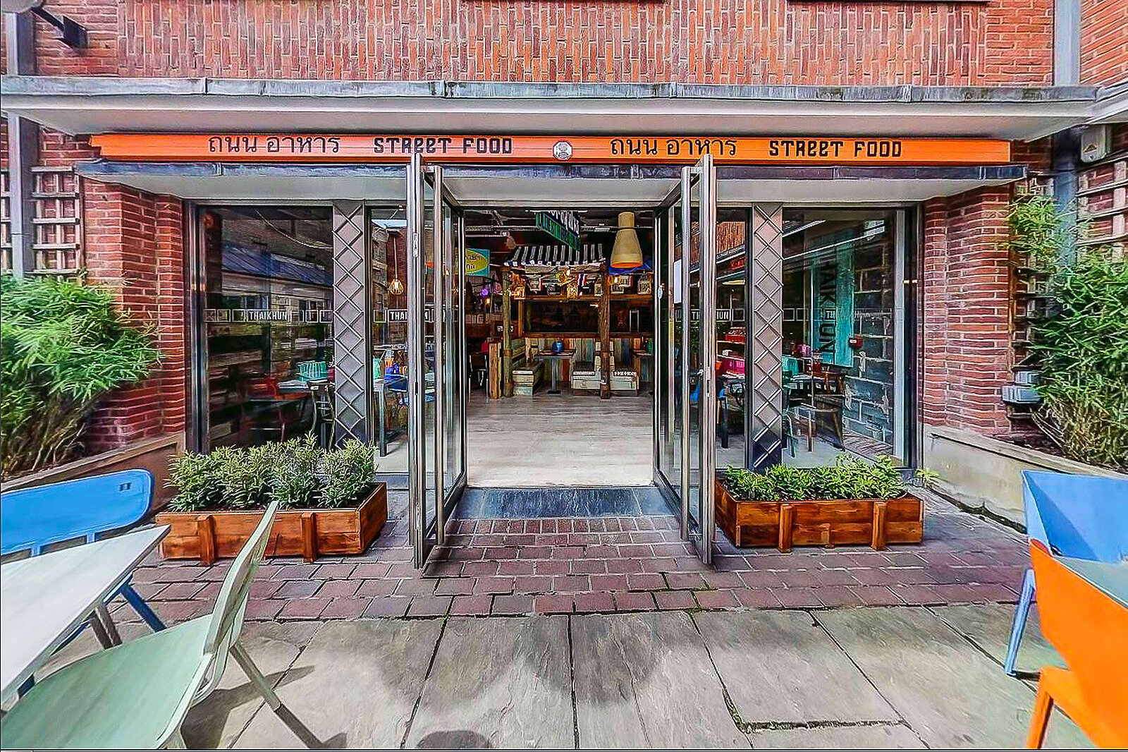 Thaikhun Cambridge Thai street food