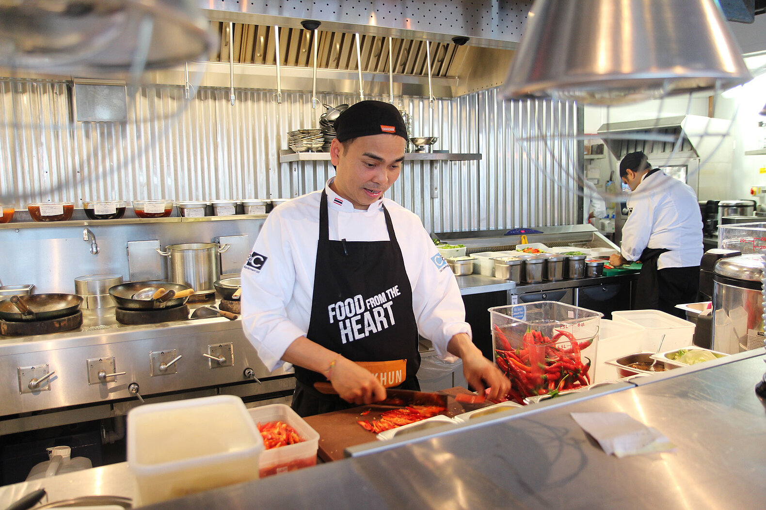 Thaikhun Thai street food chef